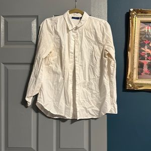 White button up shirt. Size Large. Apt 9